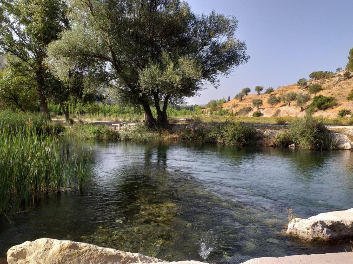 Cuevas del Campo Alojamiento Rural, Cueva De La Abuela المظهر الخارجي الصورة