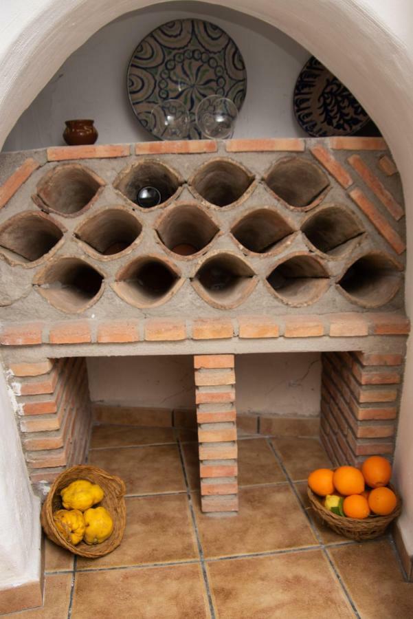 Cuevas del Campo Alojamiento Rural, Cueva De La Abuela المظهر الخارجي الصورة